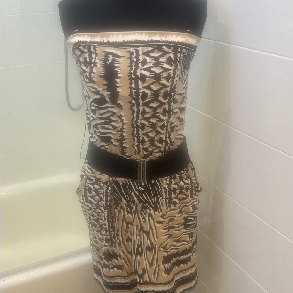 Chic Strapless Print Dress